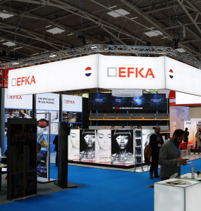 Verlichte lichtbak hangend